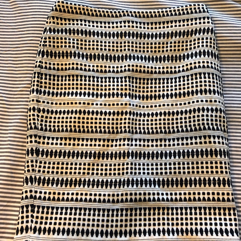 Loft pencil skirt